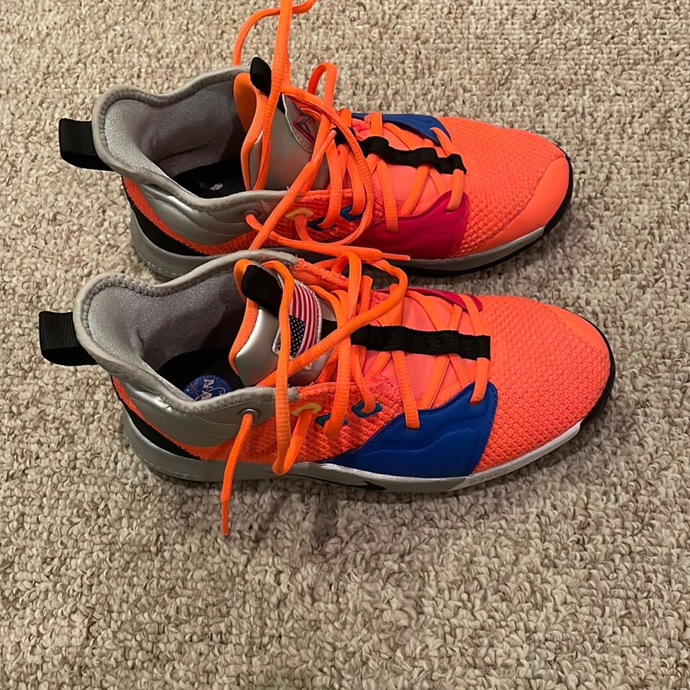 Nike PAUL GEORGE NASA